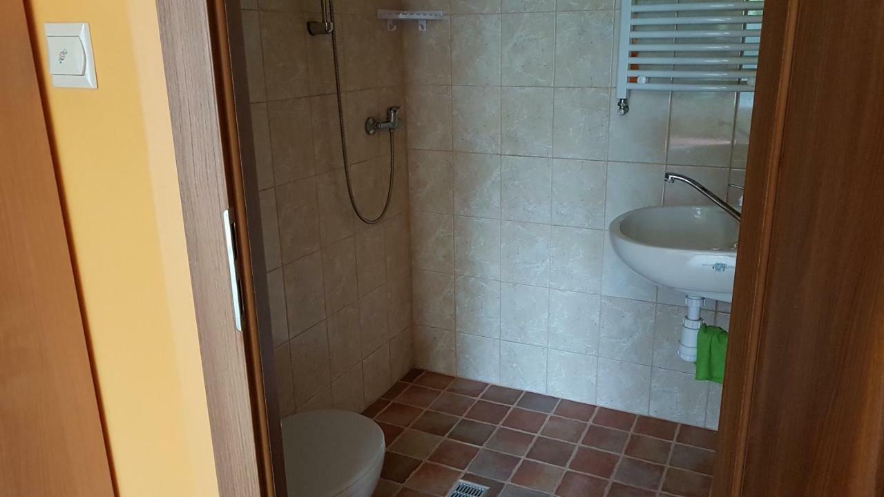 Noclegi u Gosi Mosty Esterno foto